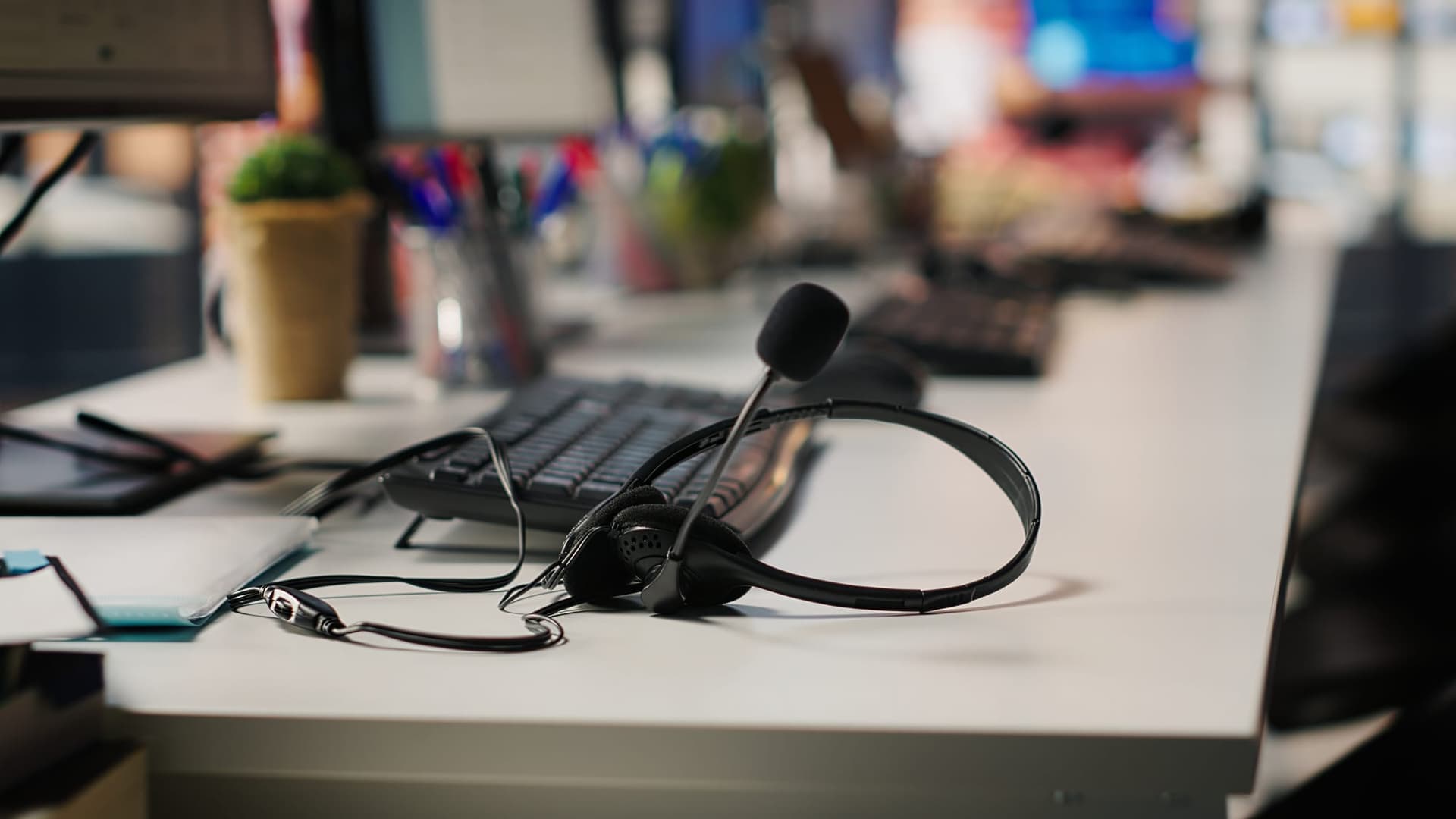 Outbound Contact Center services